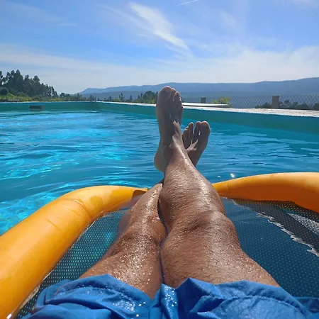 Casa Con Piscina Climatizada Ferienhaus Lousame