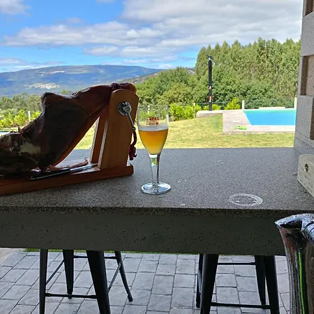 Casa Con Piscina Climatizada Ferienhaus *