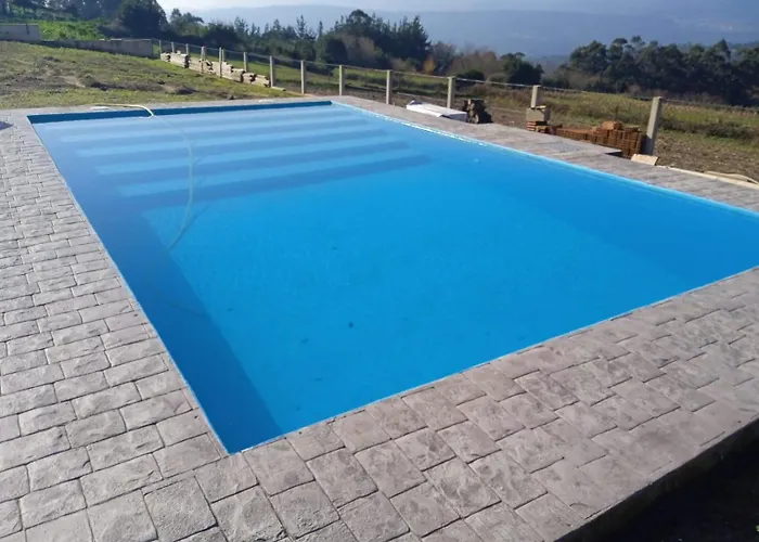 Piscina Climatizada A 10min De La Playa Lousame
