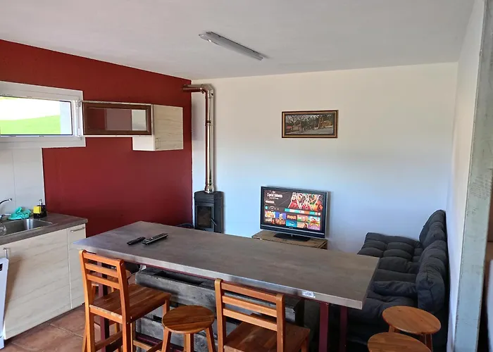 Piscina Climatizada A 10min De La Playa Tatil Evi Lousame